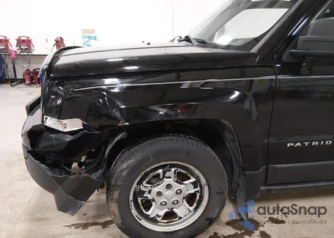 2014 Jeep Patriot Sport из США, поврежденный, VIN 1C4NJRBB7ED924618